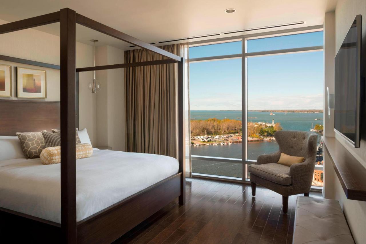 Buffalo Marriott at LECOM HARBORCENTER Esterno foto