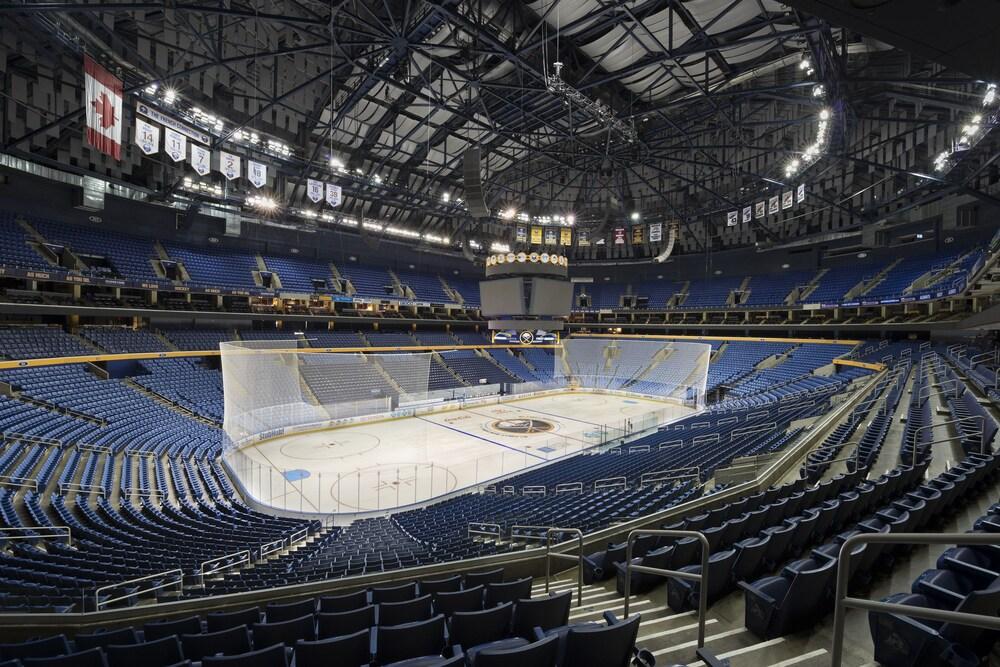 Buffalo Marriott at LECOM HARBORCENTER Esterno foto