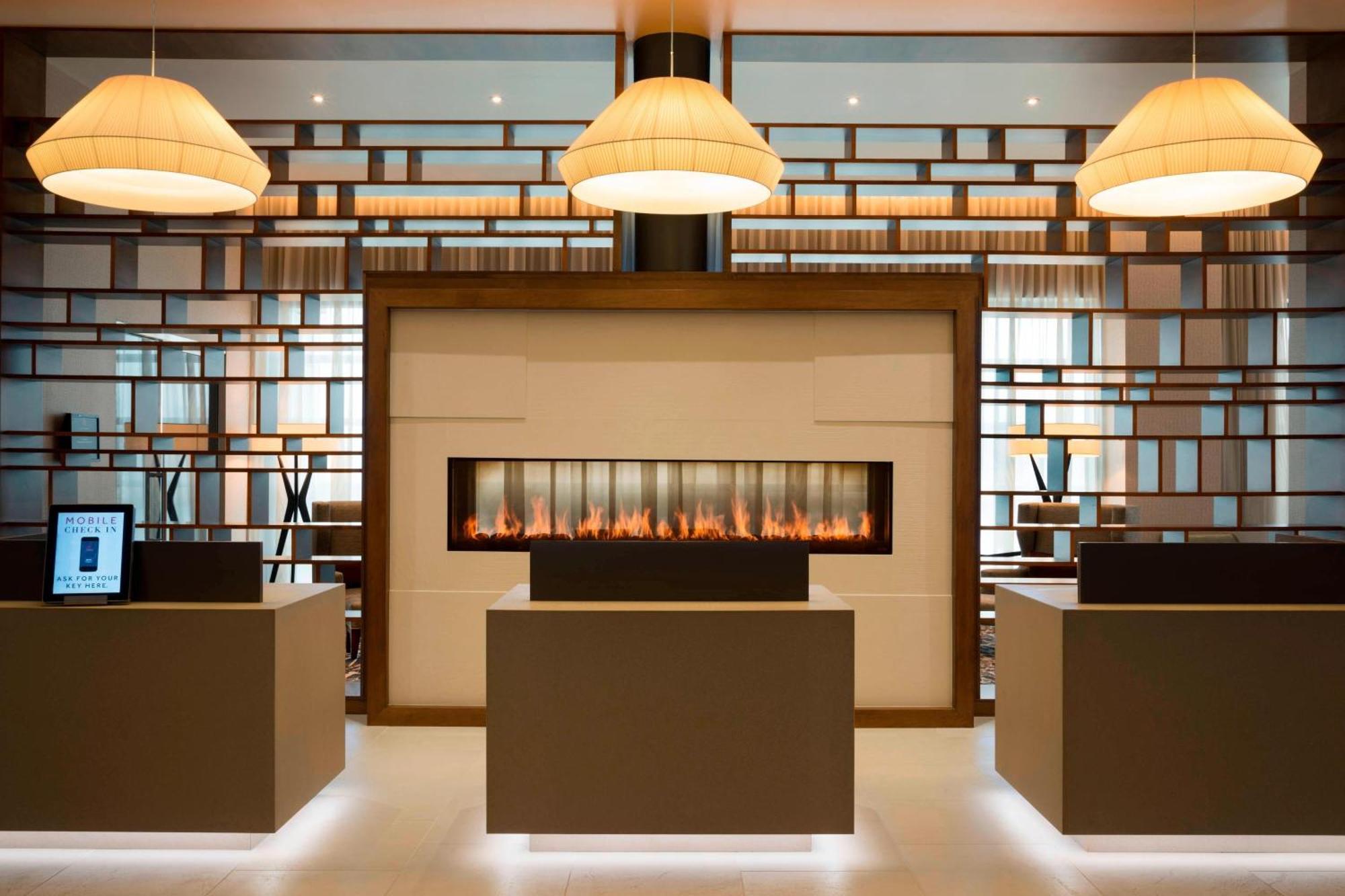 Buffalo Marriott at LECOM HARBORCENTER Esterno foto
